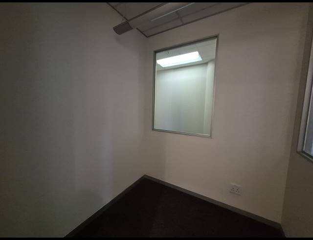 105M² OFFICE TO LET IN SANDTON CENTRAL